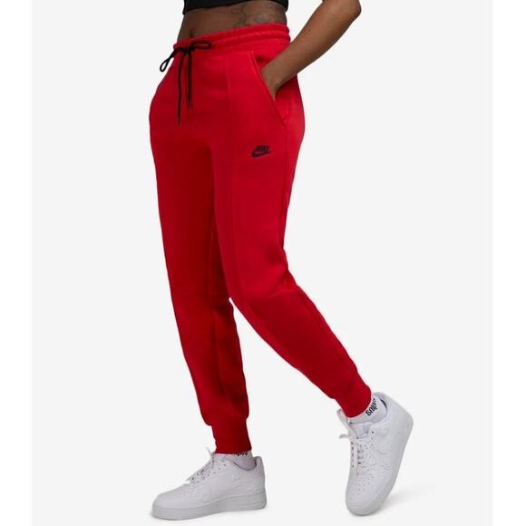 NEW Nike Tech Fleece Joggers Women’s Size Large Red FB8330-657 NSW Pants - Picture 1 of 5